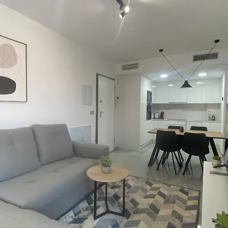 Moderno A 200m De La Playa * Торрев'єха