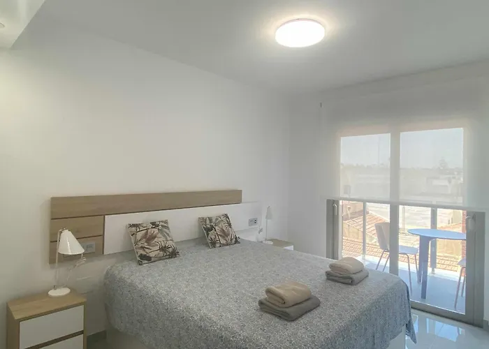 Moderno A 200m De La Playa Apartamento